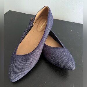 Hush Puppies flats.